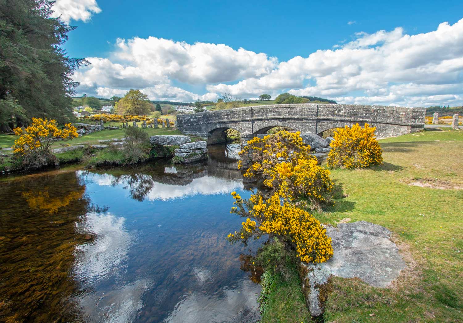 walking-on-dartmoor-visitdartmoor