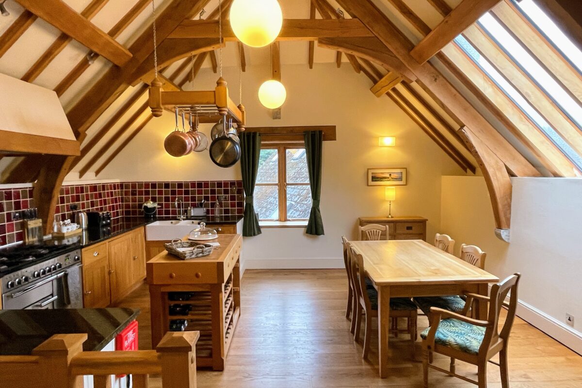 Oak Barn - Dining Room