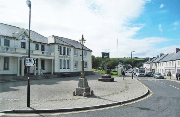 Princetown-village-centre